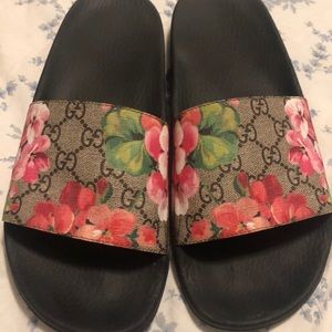 Authentic Gucci blooms slides